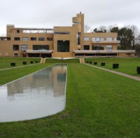 La villa Cavrois et son miroir d'eau.